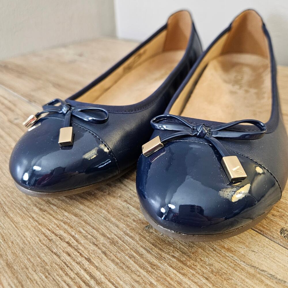 Vionic Minna Women Navy Orthotic Ballet Flats Size 8.5 Preppy Minimalist Old$